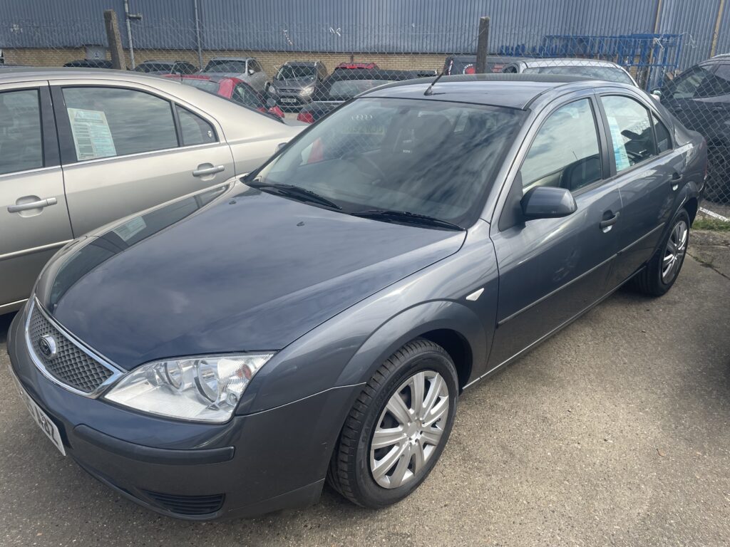 Ford Mondeo 2.0 LX Automatic - Airforce Auto Sales