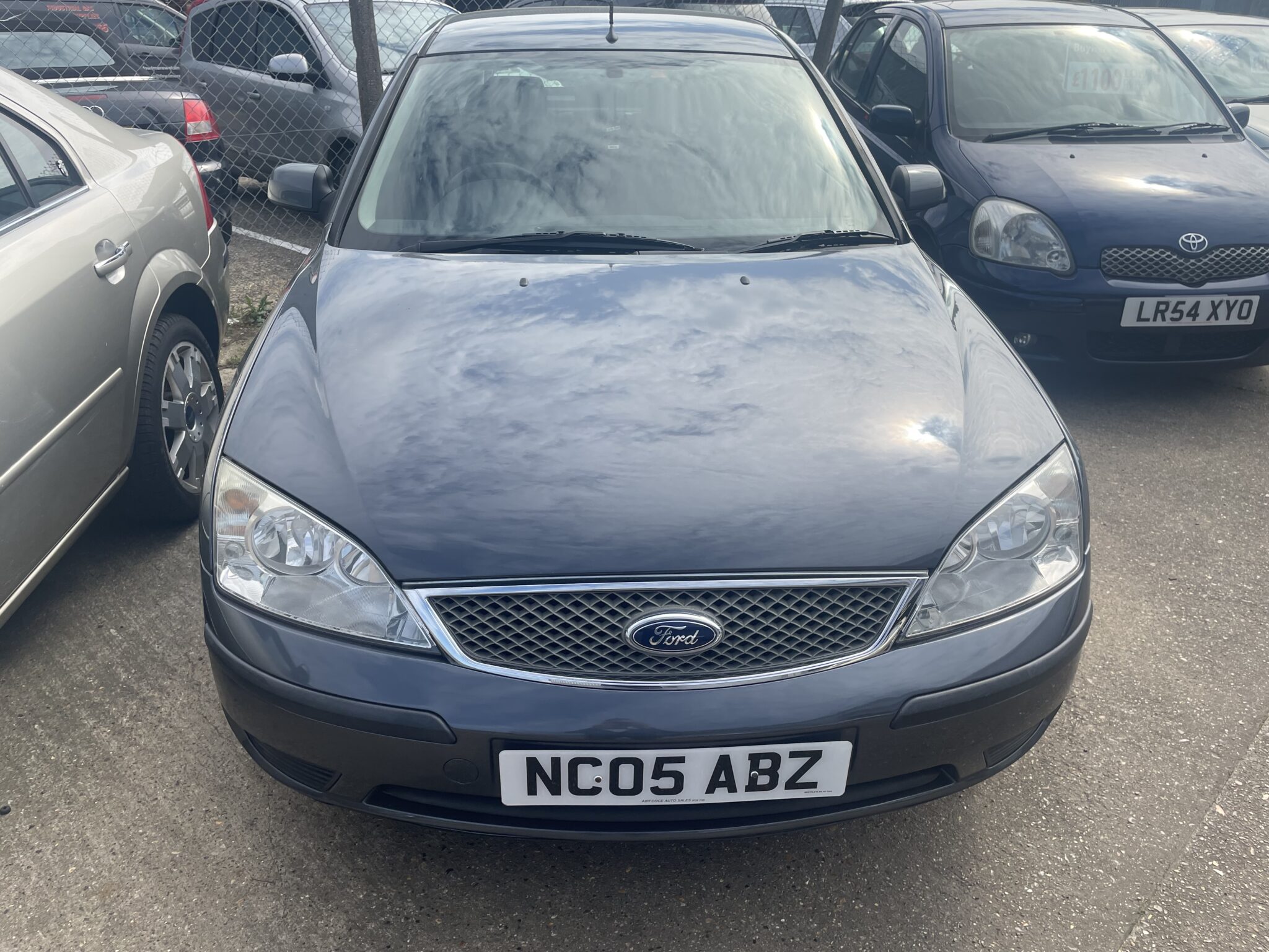 Ford Mondeo 2.0 LX Automatic - Airforce Auto Sales